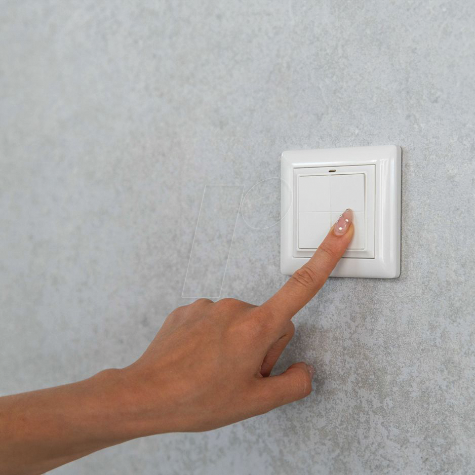 Shelly BLU Wall Switch 4 + Gira/Merten Adapter